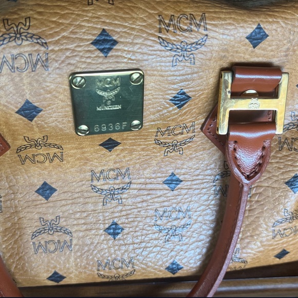 MCM Women's Cognac Leather Logo Tote Boston large, authentic , no strap - Picture 3 of 12